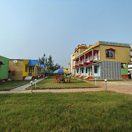 Sea Smile Inn Мандармани Экстерьер фото